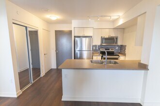 1346-1346 Danforth Rd in Toronto, ON - Building Photo - Building Photo