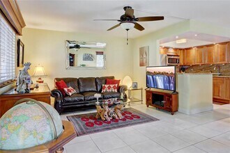 694 Brittany Park in Delray Beach, FL - Building Photo - Building Photo