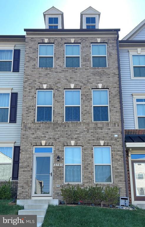 property at 3781 Vly Frd Wy