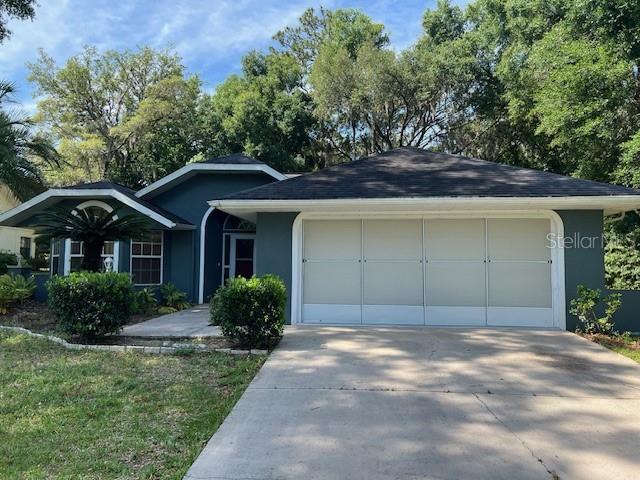 19748 SW 93rd Ln in Dunnellon, FL - Building Photo