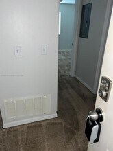 540 Golden Raintree Pl in Brandon, FL - Building Photo - Building Photo
