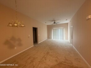 5150 Playpen Dr in Jacksonville, FL - Building Photo - Building Photo