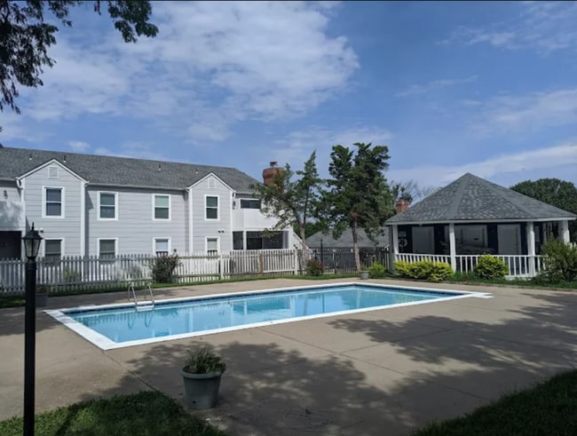 1717 S Cypress in Wichita, KS - Building Photo - Building Photo