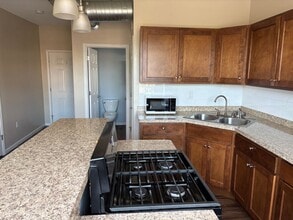 580 Amherst St in Buffalo, NY - Building Photo - Building Photo