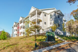 401 Albany Turnpike in Canton, CT - Building Photo