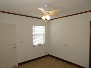 340 Fleming Ave in Greenacres, FL - Building Photo - Building Photo