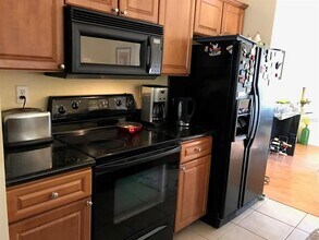 105 S Sherrill St in Tampa, FL - Building Photo - Building Photo