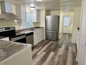 4741 Rustic Ct E in Lakeland, FL - Building Photo - Building Photo