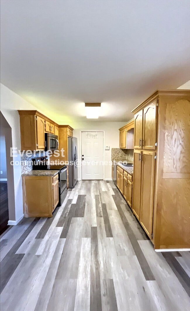 55 Lost Creek Dr in Ringgold, GA - Building Photo - Building Photo