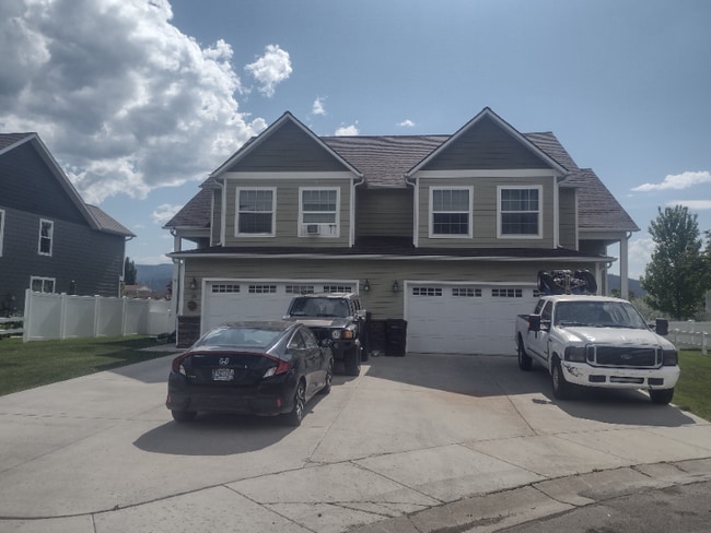 38 Muskrat Dr in Kalispell, MT - Building Photo - Building Photo