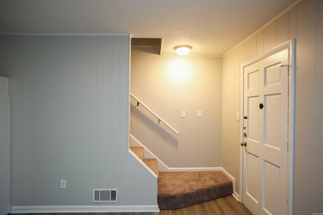 2100 Virginia Dr in North Little Rock, AR - Building Photo - Building Photo