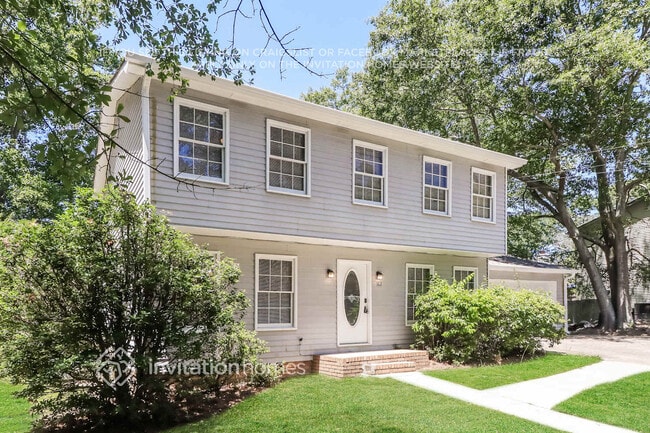 property at 162 Kirkpatrick Dr SW