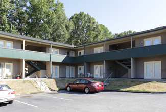 Fox Hollow Apartments in Columbus, GA - Building Photo - Building Photo