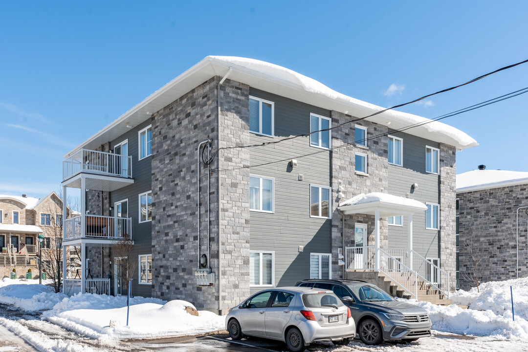 1630 Charles-Rodrigue St in Lévis, QC - Building Photo