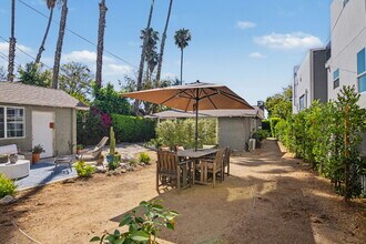 6609 Leland Way in Los Angeles, CA - Building Photo - Building Photo