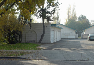 1136 E Fedora Ave in Fresno, CA - Building Photo - Building Photo