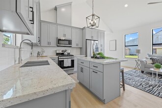 201 S 2nd St in Beasley, TX - Building Photo - Building Photo
