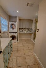 1212 Marshalldale Dr in Arlington, TX - Building Photo - Building Photo