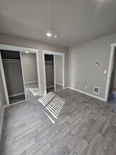 600 S Pacific Hwy in Talent, OR - Building Photo - Building Photo