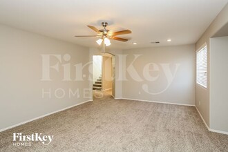 7225 N Harbow Ridge Pl in Las Vegas, NV - Building Photo - Building Photo