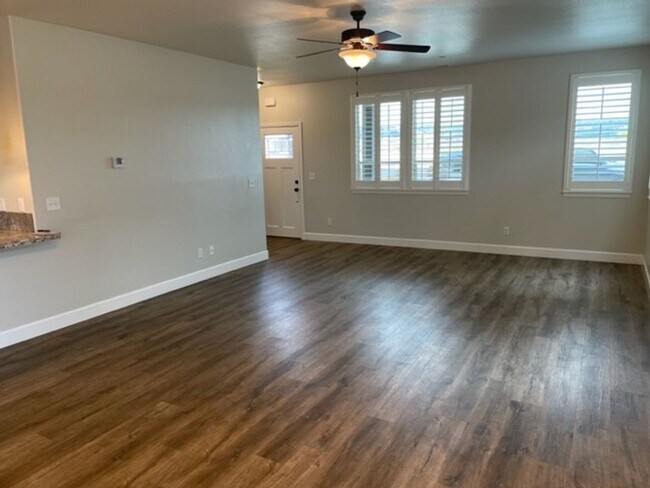 3483 E Eaton Rd in Chico, CA - Building Photo - Building Photo