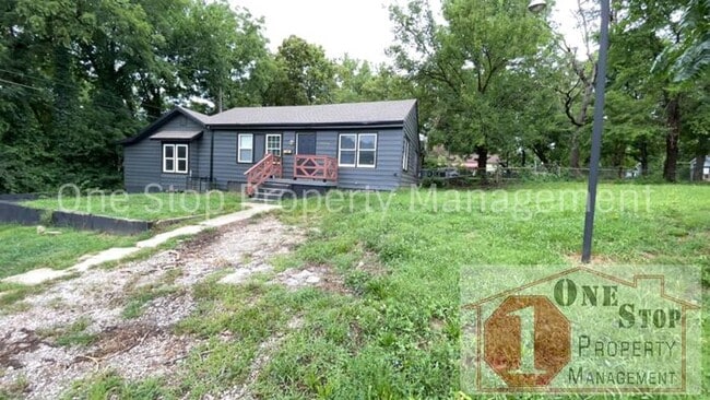 property at 7348 Walrond Ave