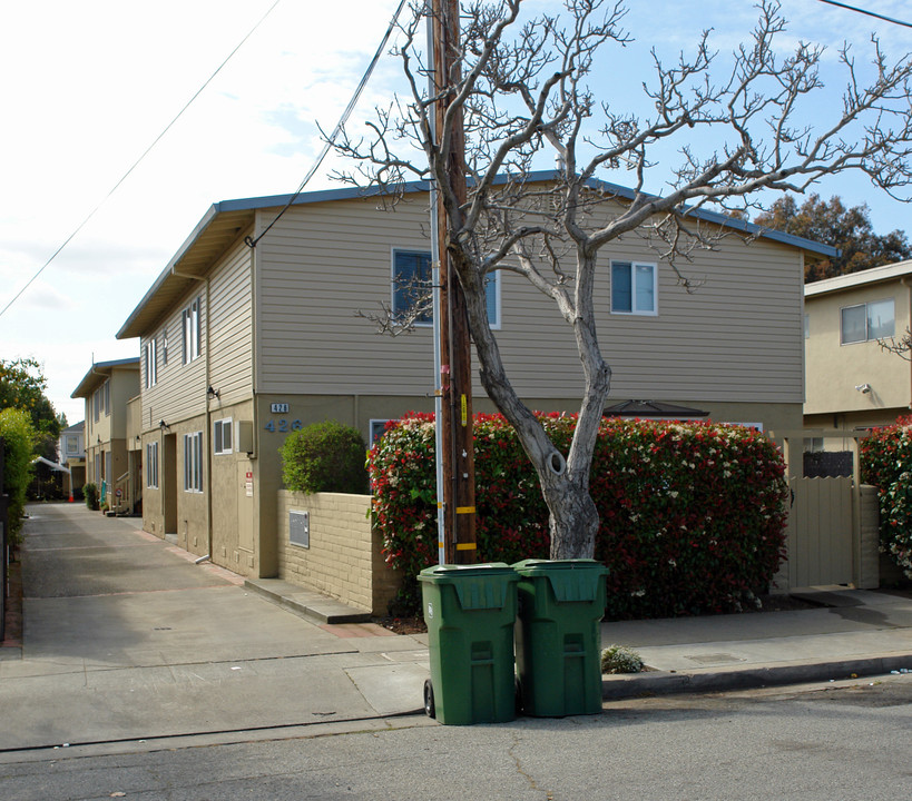 426 Grand Blvd in San Mateo, CA - Building Photo