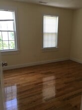 112 Butterfield St in Lowell, MA - Building Photo - Building Photo