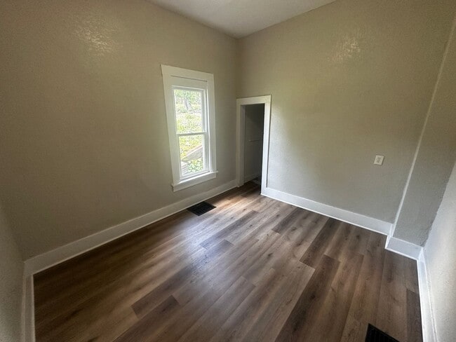 1413 Ridenbaugh St in St. Joseph, MO - Building Photo - Building Photo