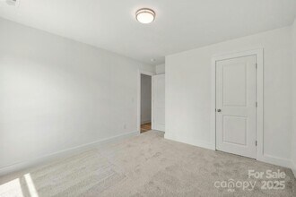 609 Linwood Rd in Gastonia, NC - Building Photo - Building Photo