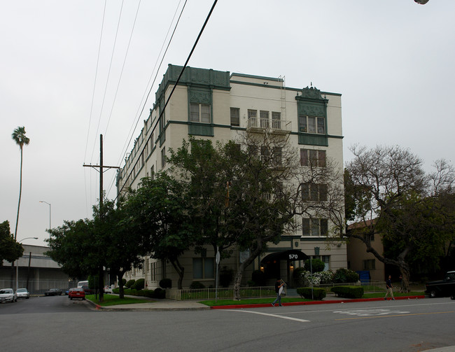 Kenmore Apartments in Los Angeles, CA - Building Photo - Building Photo