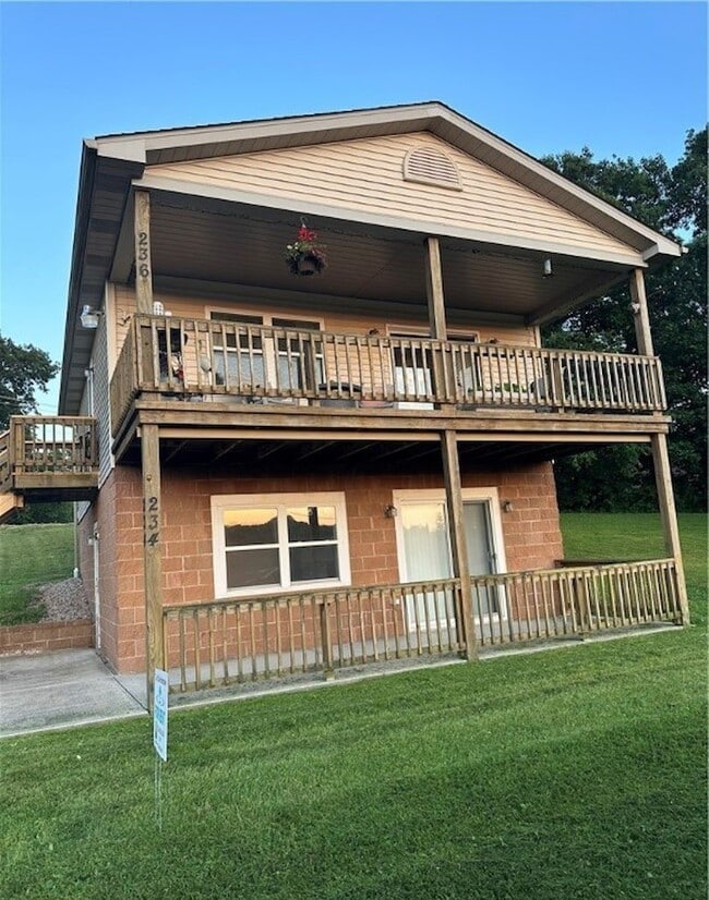 property at 236 Sunnyland Dr