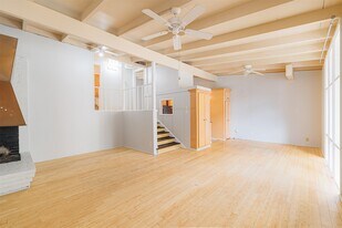 5246 Memorial Dr in Houston, TX - Building Photo