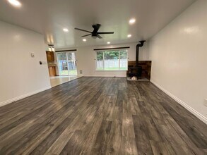 17518 153rd Way SE in Yelm, WA - Building Photo - Building Photo