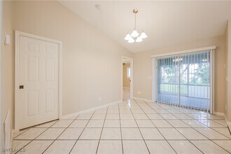 1107 SE 18th St in Cape Coral, FL - Building Photo - Building Photo