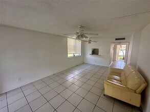 5980 NW 64th Ave in Fort Lauderdale, FL - Building Photo - Building Photo