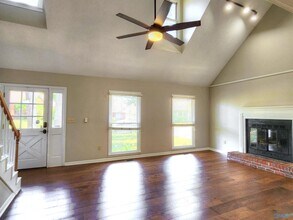 1815 Shellbrook Dr NW in Huntsville, AL - Building Photo - Building Photo