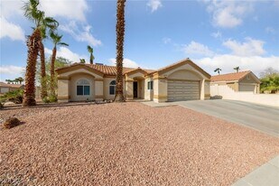 6316 W La Madre Way in Las Vegas, NV - Building Photo