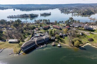 117 Lookout Point in Hot Springs, AR - Building Photo - Building Photo