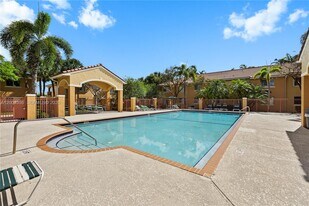 631 NW 79th Terrace in Pembroke Pines, FL - Building Photo