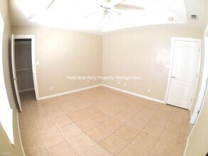 2113 N Dahlia St, Unit 1 in Pharr, TX - Foto de edificio - Building Photo