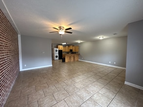 120 W Center St in Beebe, AR - Building Photo - Building Photo