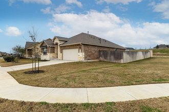 116 Joseph Hawkins Ln in Bastrop, TX - Building Photo - Building Photo