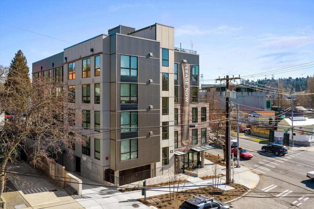 The Waterway Building in Seattle, WA - Foto de edificio