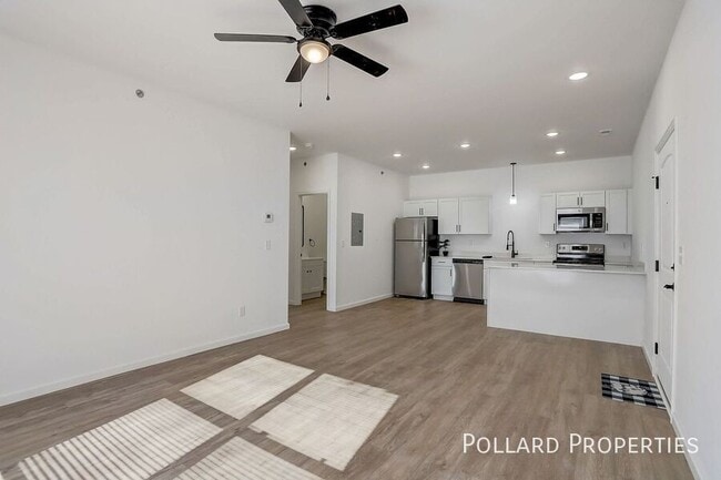 property at 901 Parkview Dr