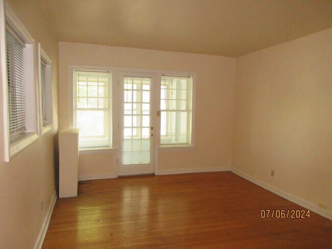 1982 N Prospect Ave-Unit -1D in Milwaukee, WI - Building Photo - Building Photo
