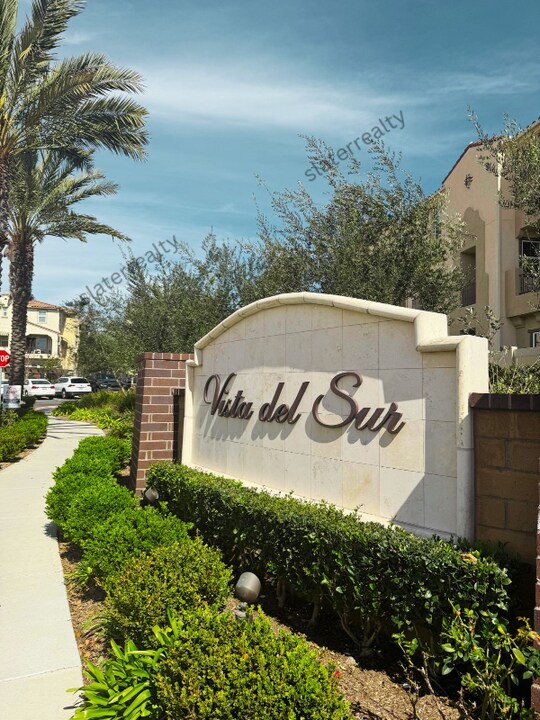 1608 Santa Paulina in San Diego, CA - Building Photo