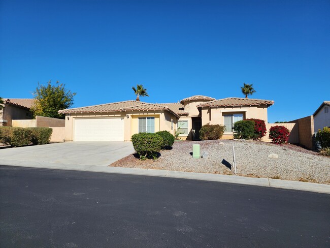 844 Ventana Ridge in Palm Springs, CA - Building Photo - Building Photo