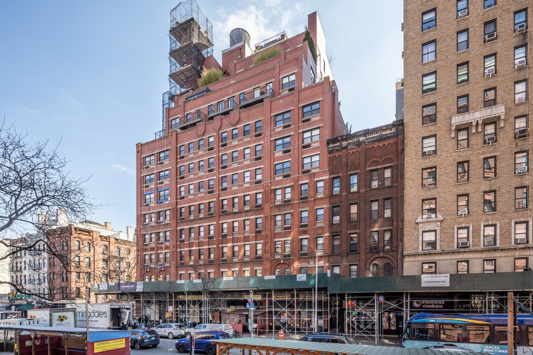 The Chesterfield in New York, NY - Building Photo