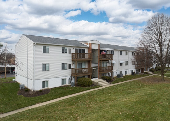 Coach House Manor Condominiums
